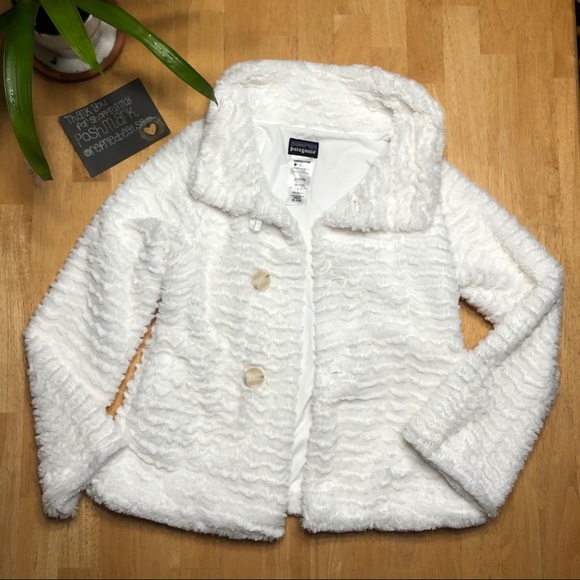 ✨ PATAGONIA WHITE FLUFFY JACKET - Picture 2 of 11